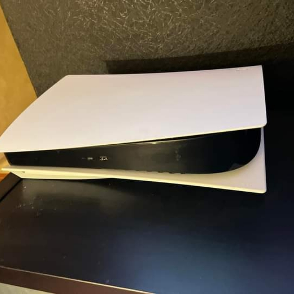 Ps5 - Picture 4 of 4